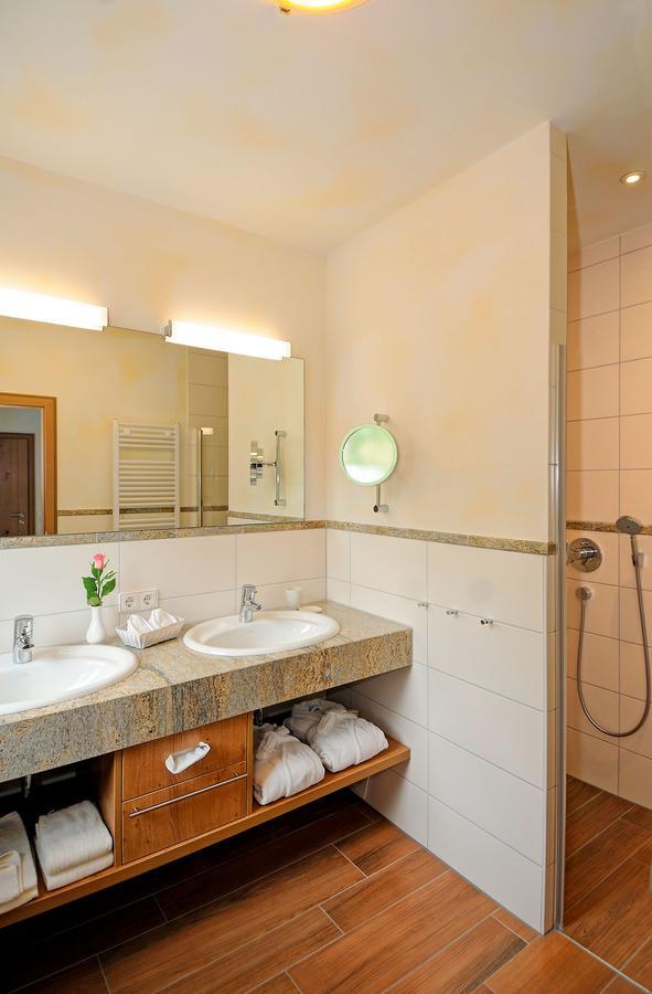 Hotel Sonne Baiersbronn Bagian luar foto