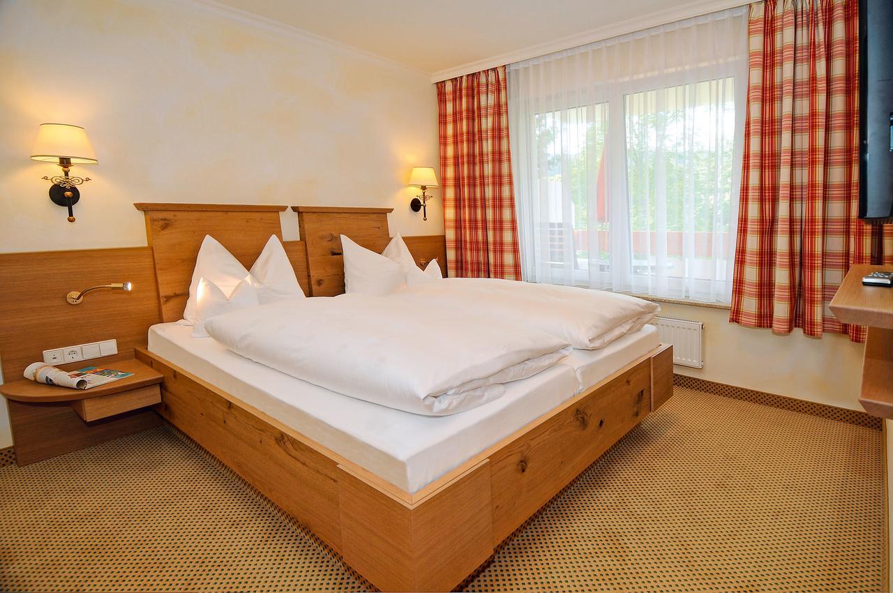 Hotel Sonne Baiersbronn Bagian luar foto